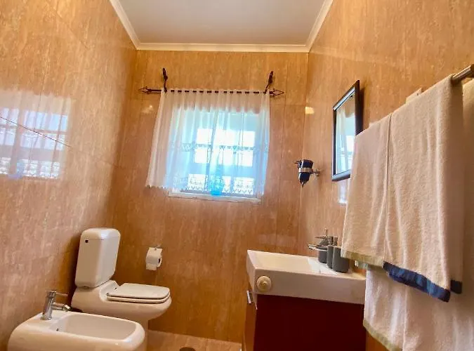 Alojamento de Acomodação e Pequeno-almoço Spray Sitio In Nazare, European Style Nazaré