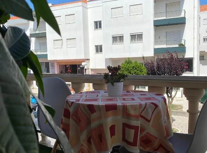 Alojamento de Acomodação e Pequeno-almoço Spray Sitio In Nazare, European Style *